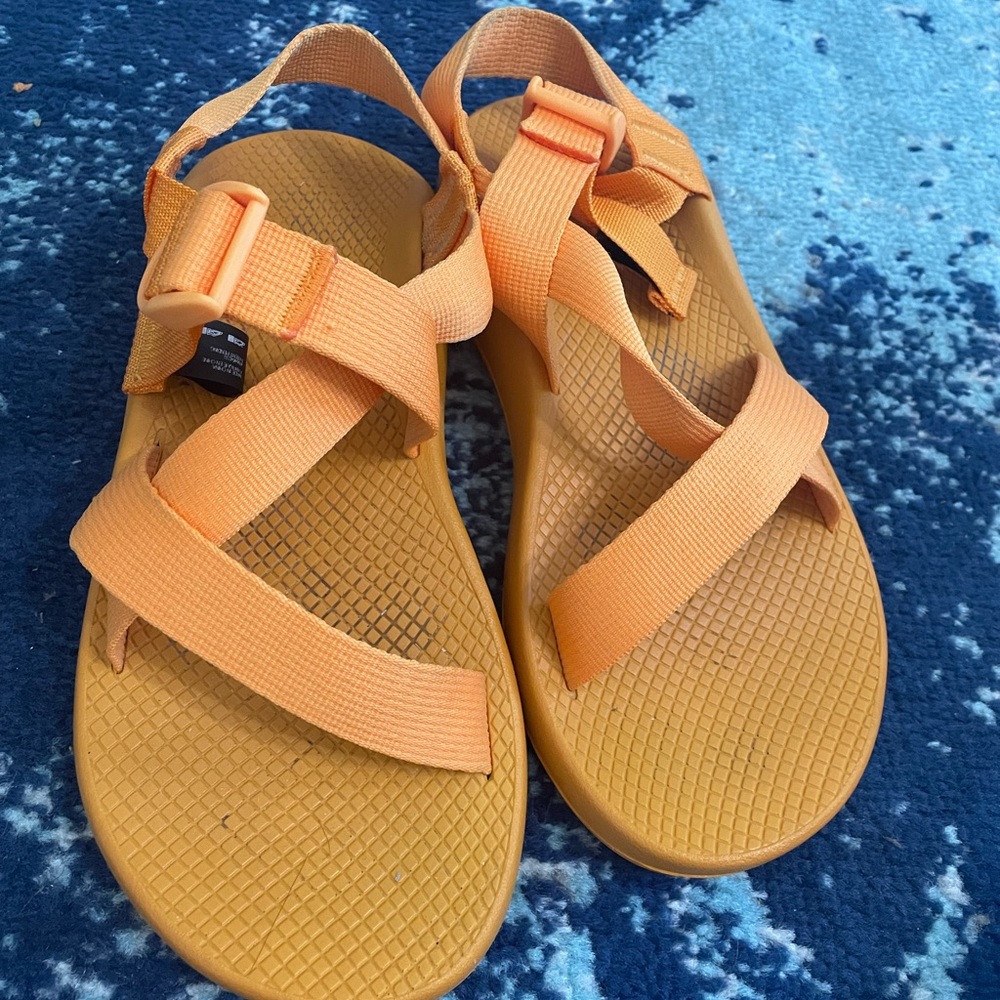 Women’s Size 10 Men’s Size 8 Chacos